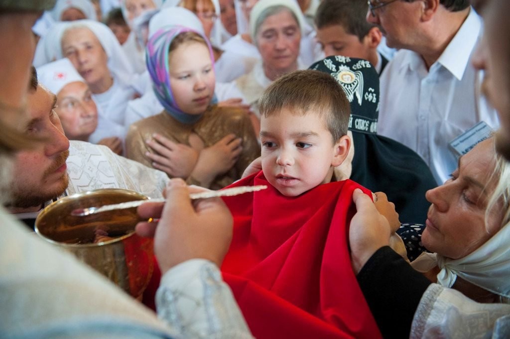 ХРИСТОС ВОСКРЕСЕ! ВОИСТИНУ ВОСКРЕСЕ!  Патриарх Алексий II о паломничестве: «Паломнические поездки могут стать незаменимой школой изучения глубин Православия в его богатейшей истории, способствовать катехизации, воцерковлению, углублению веры. Неоценимо...