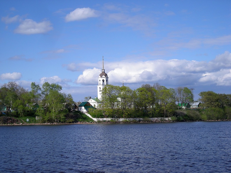 Сегодня, в день памяти великомученика и целителя Пантелеимона, Церковь вспоминает еще одного святого, новомученика Пантелеимона Богоявленского.  Он родился около 1881 года в Псковской губернии в семье псаломщика Великолукского Богоявленского собора ...