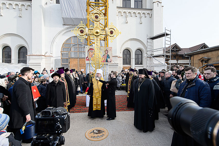 10 декабря 2019 года митрополит Астанайский и Казахстанский Александр  совершил освящение креста на центральный купол строящегося храма в честь Собора Пресвятой Богородицы в Турксибском районе Южной столицы Казахстана