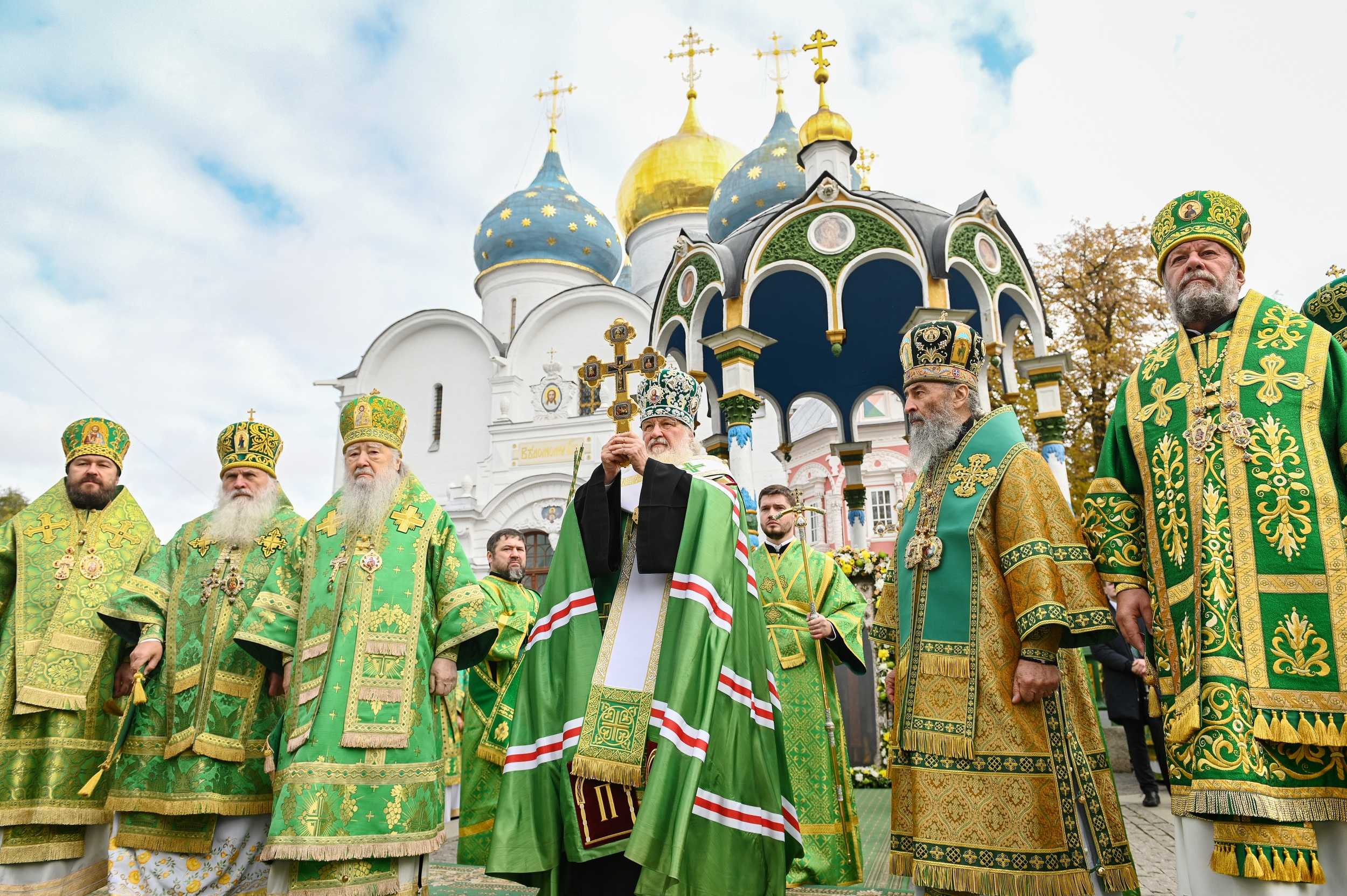 8 октября 2019 года, в день преставления преподобного Сергия, игумена Радонежского, всея России чудотворца, Святейший Патриарх Московский и всея Руси Кирилл совершил Божественную литургию в Успенском соборе Свято-Троицкой Сергиевой лавры.